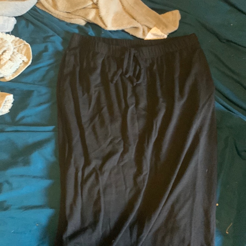 Black long skirt